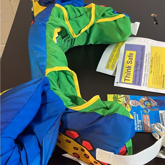 Body Glove Kids Swim Vest - Blue and Yellow - Picture 3 of 6